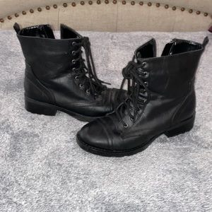 Combat boots